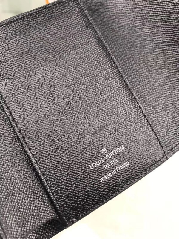 Louis Vuitton 루이비통 신상 M64414