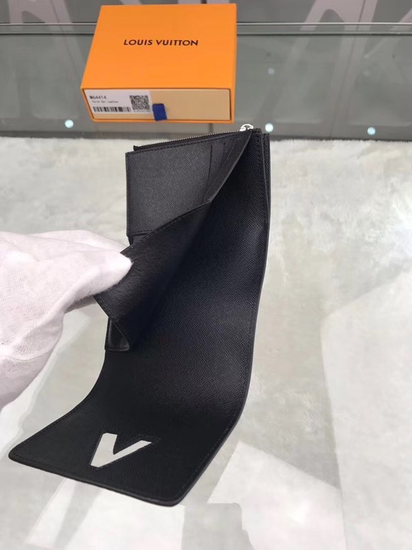 Louis Vuitton 루이비통 신상 M64414