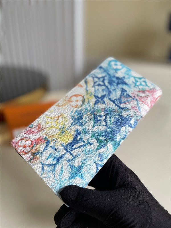 LOUIS VUITTON  루이비통 워터컬러 멀티 윌릿 장지갑 M8046