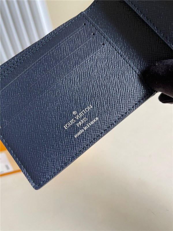 LOUIS VUITTON 루이비통 멀티플 월릿 반지갑 M8045