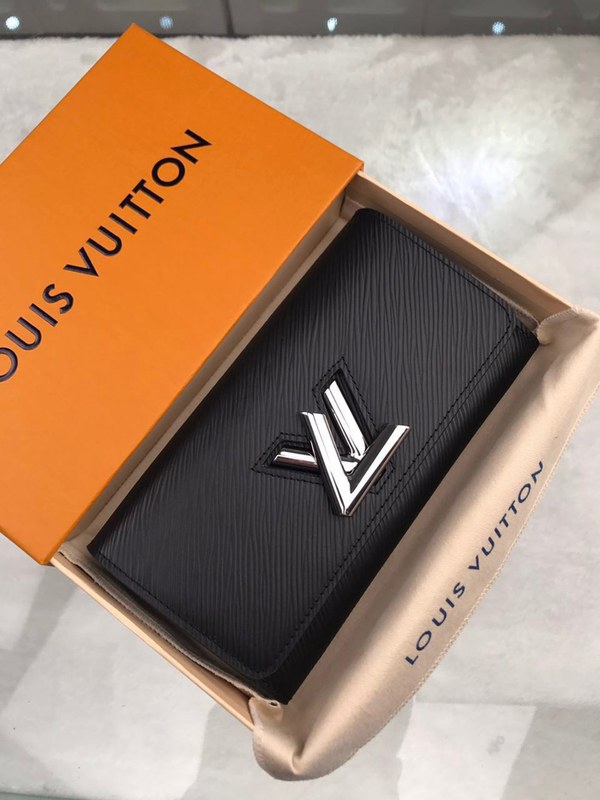 23위 Louis Vuitton  루이비통 트위스트 장지갑