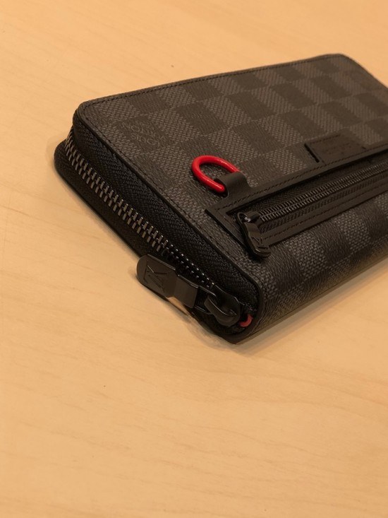 Louis Vuitton 2020 Mens Zip Round Wallet , M64037