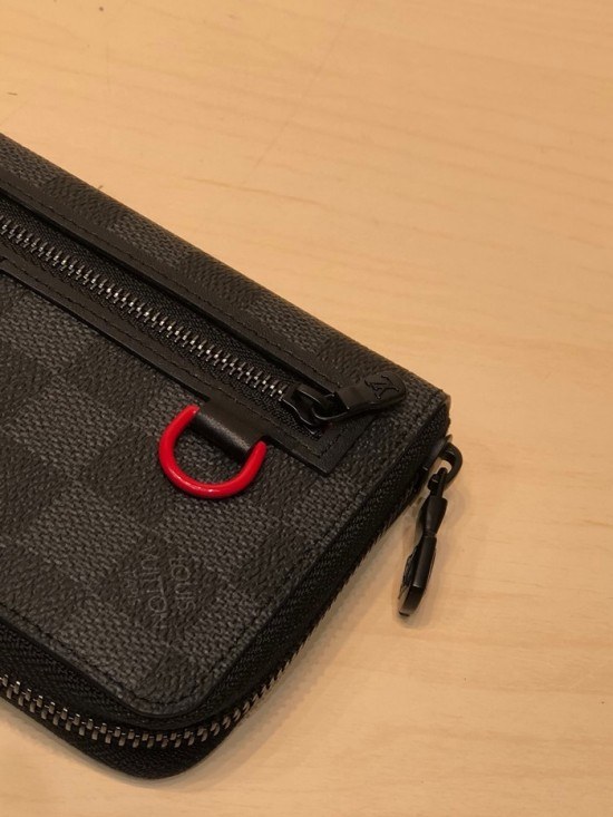 Louis Vuitton 2020 Mens Zip Round Wallet , M64037
