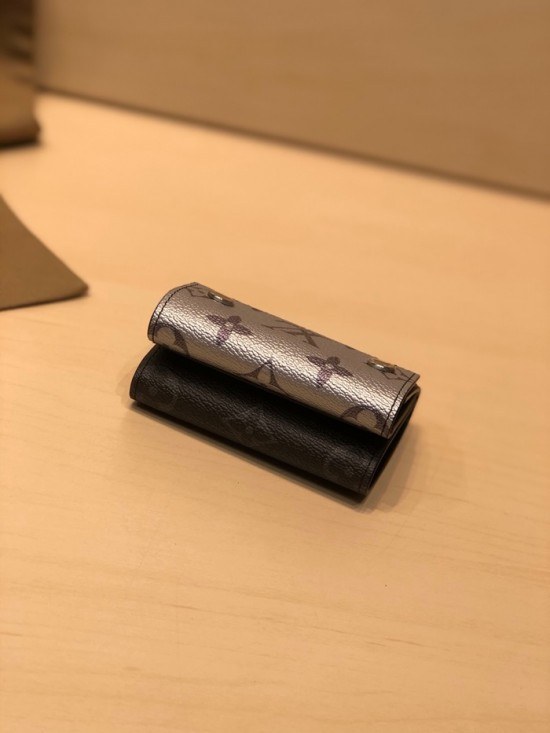 루이비통 2020 남여공용 디스커버리 컴팩트 월릿 ,LOUW0472, Size(9.7cm),블랙실버