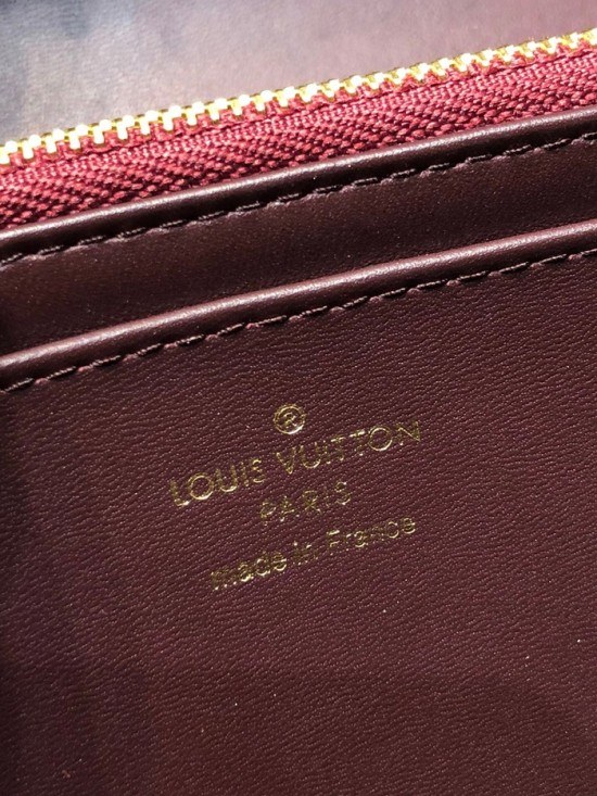 Louis Vuitton 2020 Ladies Leather Wallet ,M64550