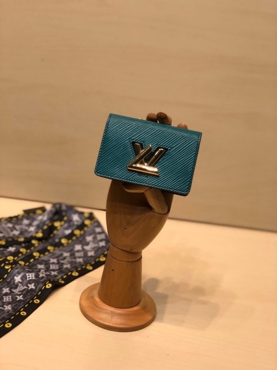 루이비통 2020 트위스트 카드지갑, LOUW0465, Size(10cm),다크그린