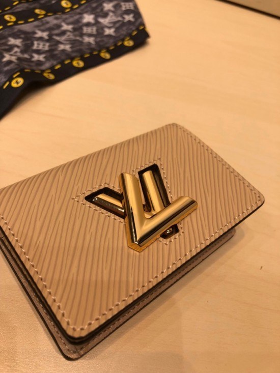 루이비통 2020 트위스트 카드지갑, LOUW0464, Size(10cm),베이지