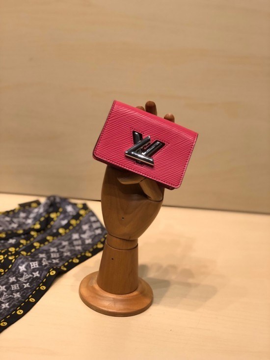 루이비통 2020 트위스트 카드지갑, LOUW0463, Size(10cm),핫핑크