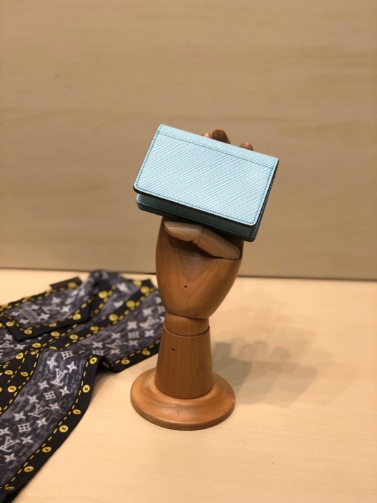 루이비통 2020 트위스트 카드지갑, LOUW0462, Size(10cm),스카이블루