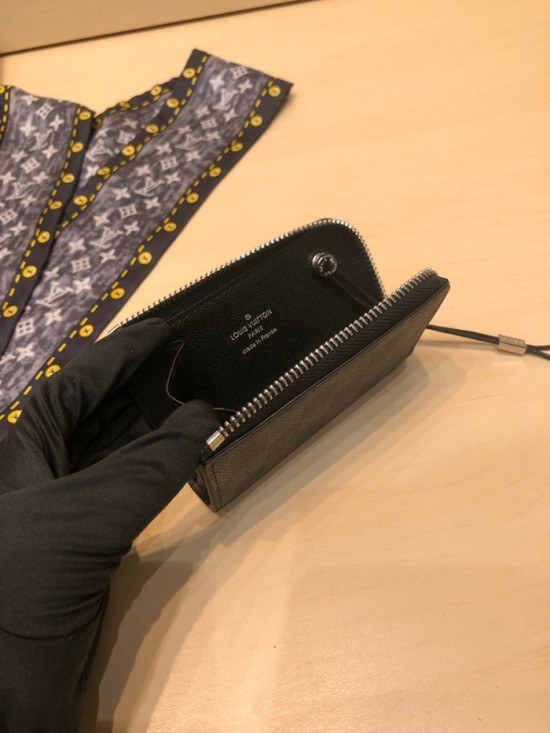 Louis Vuitton 2020 Womens Coin Wallet ,M64430