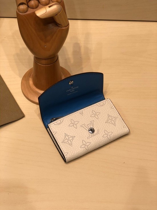 Louis Vuitton 2020 Leather Coin Purse  ,M64050