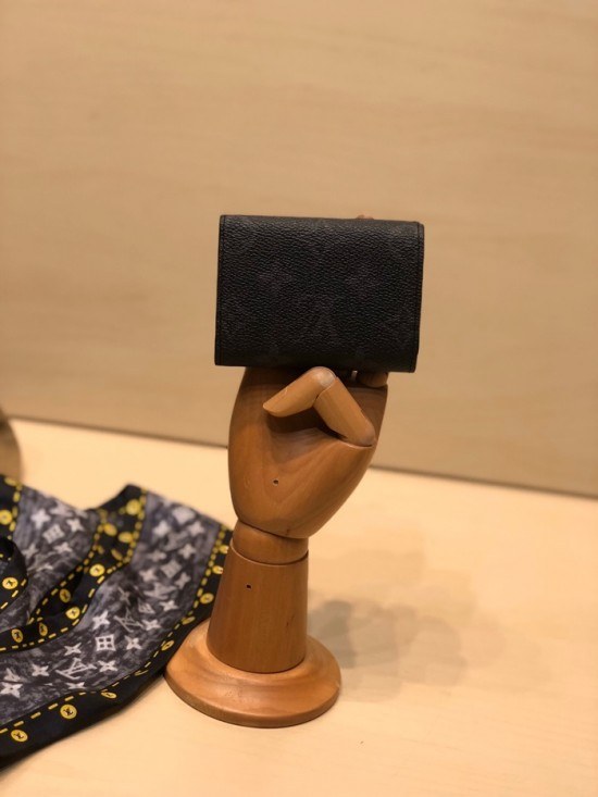 루이비통 2020 남여공용 디스커버리 컴팩트 월릿 ,LOUW0451, Size(9.7cm),블랙