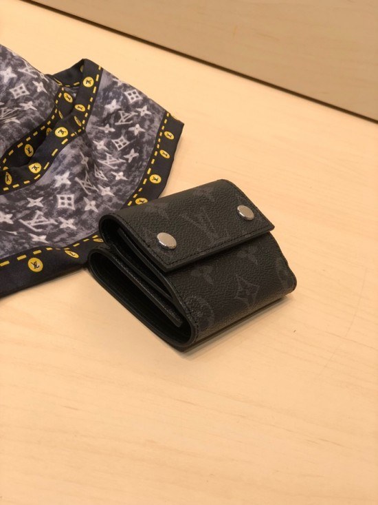 루이비통 2020 남여공용 디스커버리 컴팩트 월릿 ,LOUW0451, Size(9.7cm),블랙