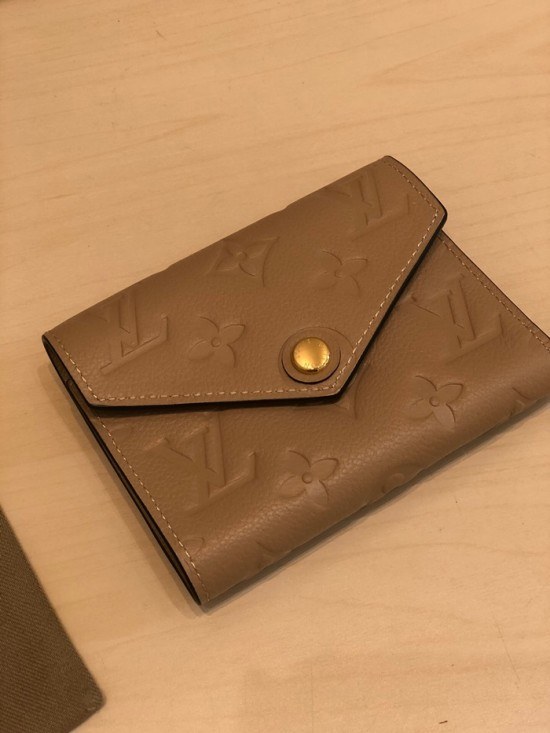 Louis Vuitton 2020 Womens Leather Wallet ,M64577