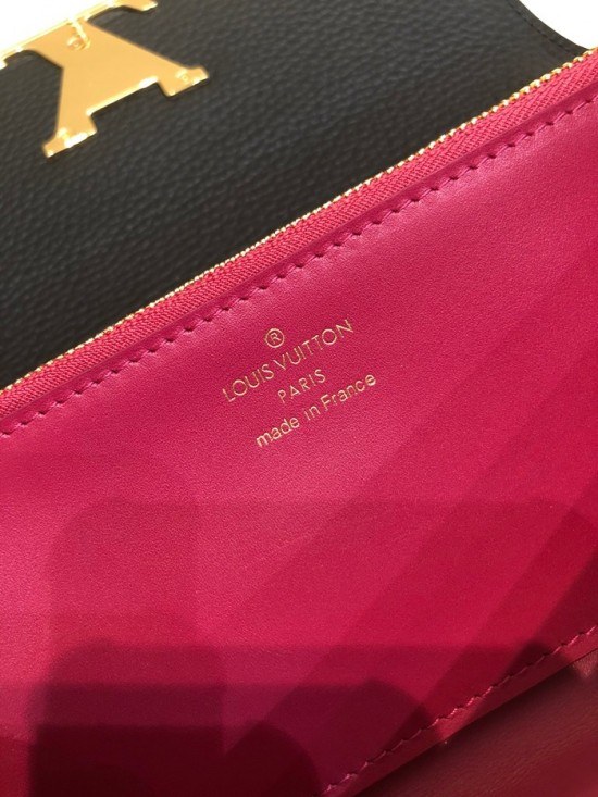 Louis Vuitton 2020 Capucines Womens Leather Wallet ,M61249