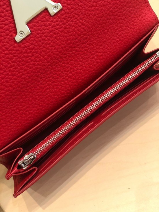 Louis Vuitton 2020 Capucines Womens Leather Wallet ,M61249