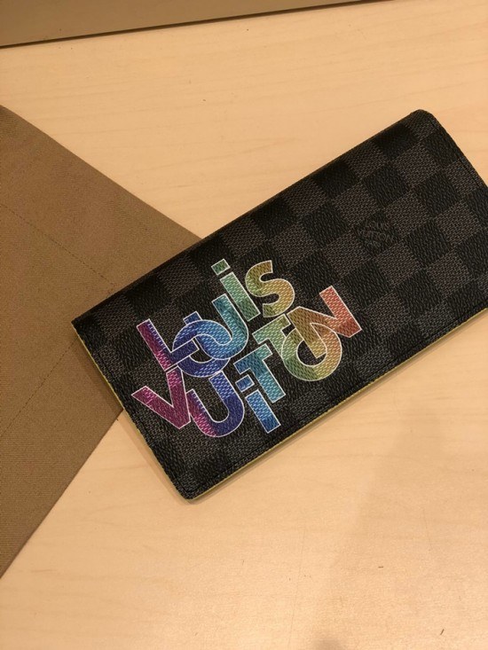 루이비통 2020 남성용 장지갑 ,LOUW0426,Size(19cm),블랙
