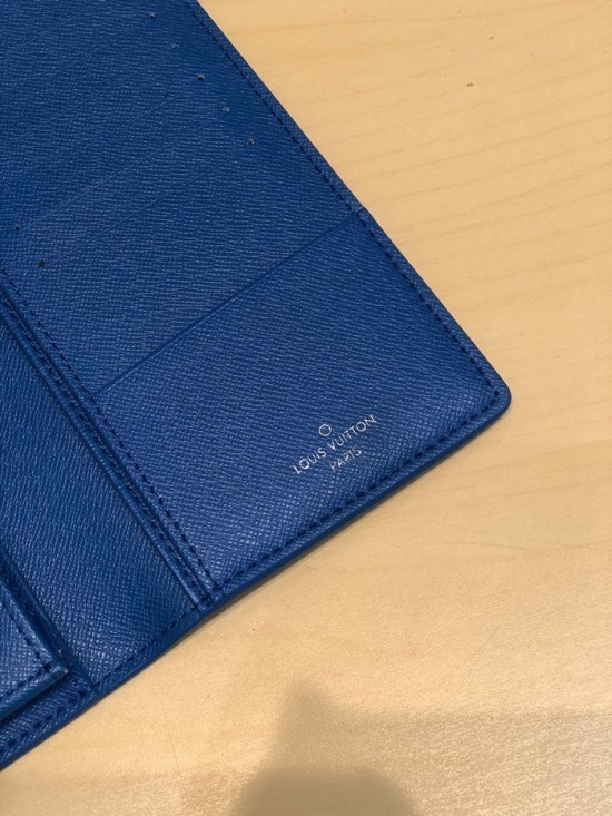 루이비통 2020 남성용 장지갑 ,LOUW0424,Size(19cm),블랙