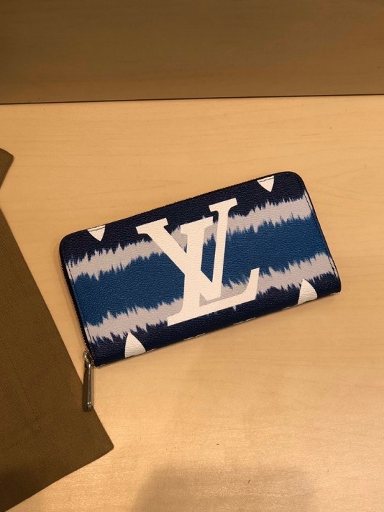 Louis Vuitton 2020 Womens Escale Zippy Wallet ,M69110