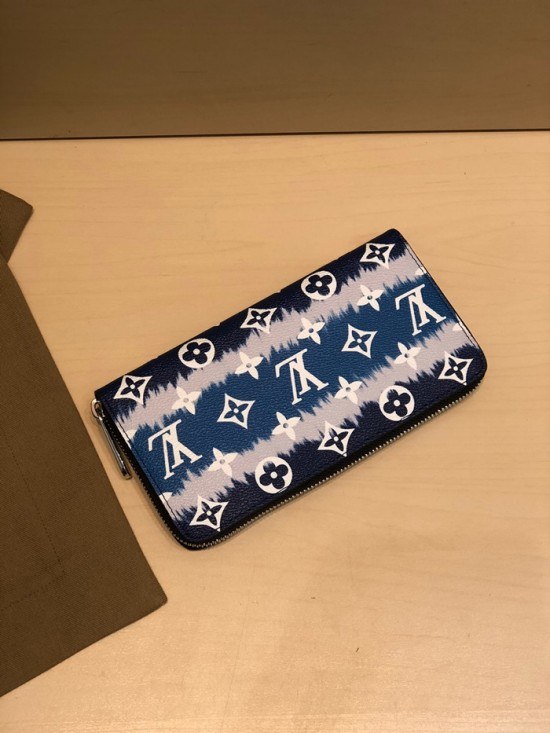 Louis Vuitton 2020 Womens Escale Zippy Wallet ,M69110