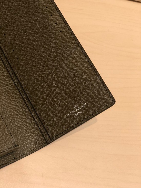 루이비통 2020 남성용 장지갑,LOUW0412,Size(19cm),블랙