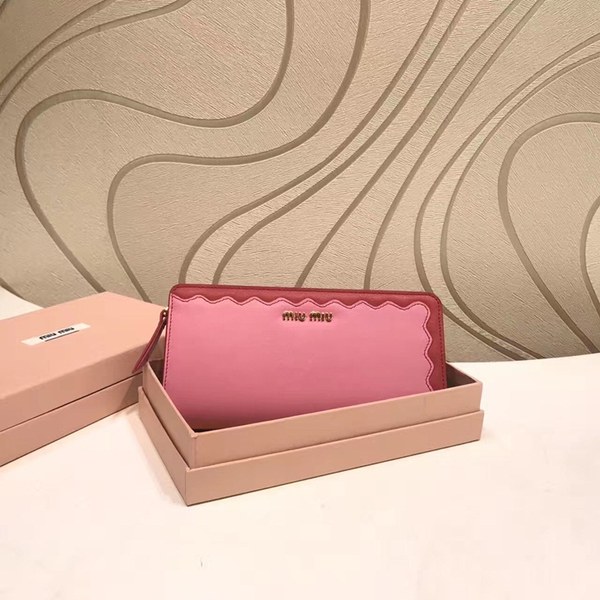 MIUMIU 여성 장지갑 5ML010