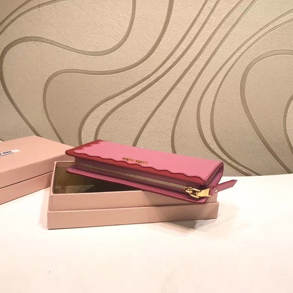 MIUMIU 여성 장지갑 5ML010