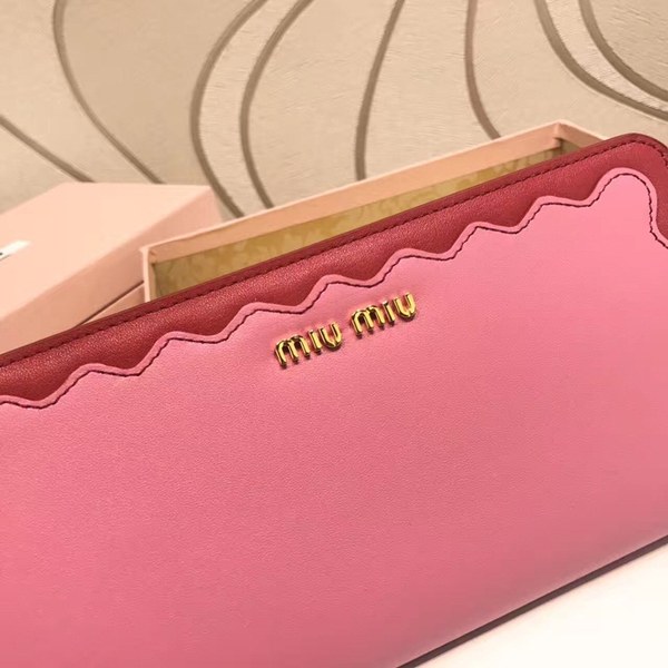 MIUMIU 여성 장지갑 5ML010