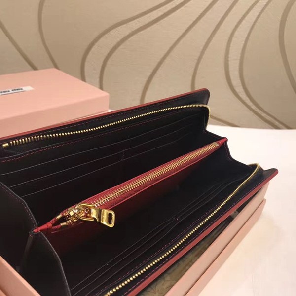 MIUMIU 여성 장지갑 5ML010