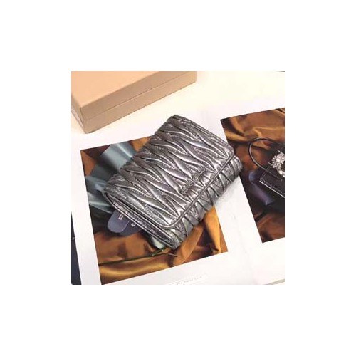 MIUMIU 여성반지갑 5MH016 실버