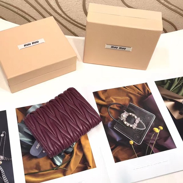 MIUMIU 여성반지갑 5MH016