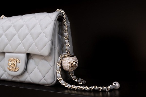 뮤뮤 여권지갑 2MP001 핑크