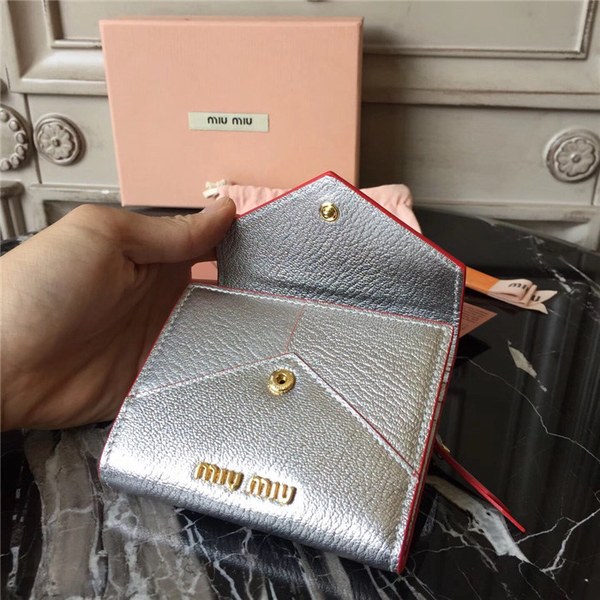 미우미우 지갑 5MH015-3 2020/신상