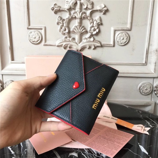 미우미우 지갑 5MH015-1 2020/신상