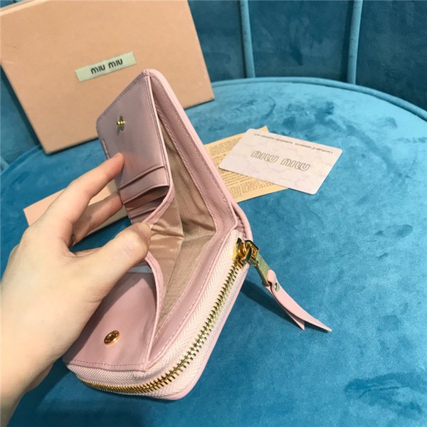 미우미우 지퍼 반지갑 5M0522-2 2020/신상