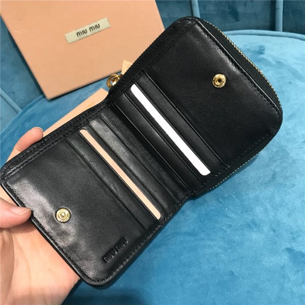 미우미우 지퍼 반지갑 5M0522-3 2020/신상