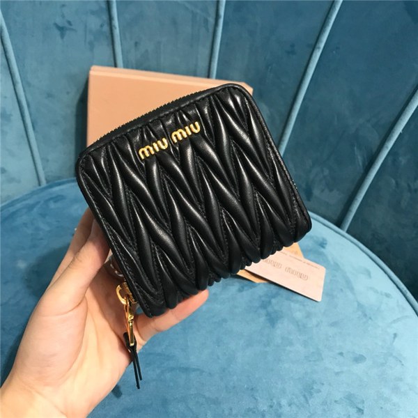 미우미우 지퍼 반지갑 5M0522-3 2020/신상