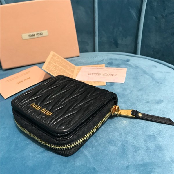 미우미우 지퍼 반지갑 5M0522-3 2020/신상