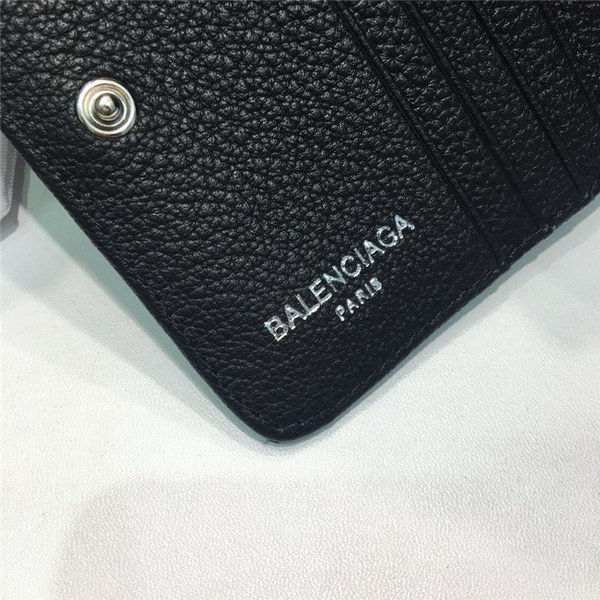 발렌시아가 지갑 신상 B6554