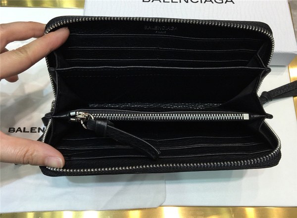 발렌시아가 지갑 신상 B6522