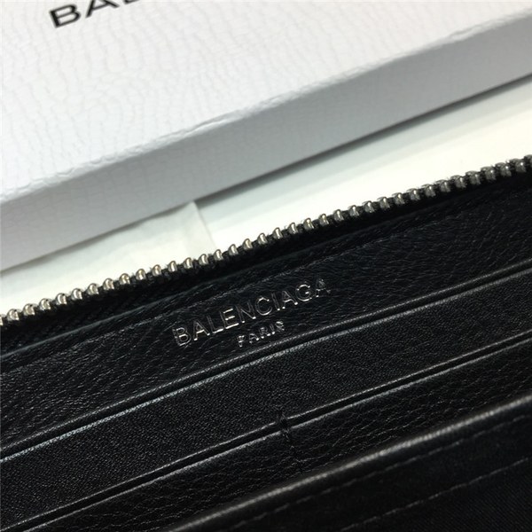 발렌시아가 지갑 신상 B6522