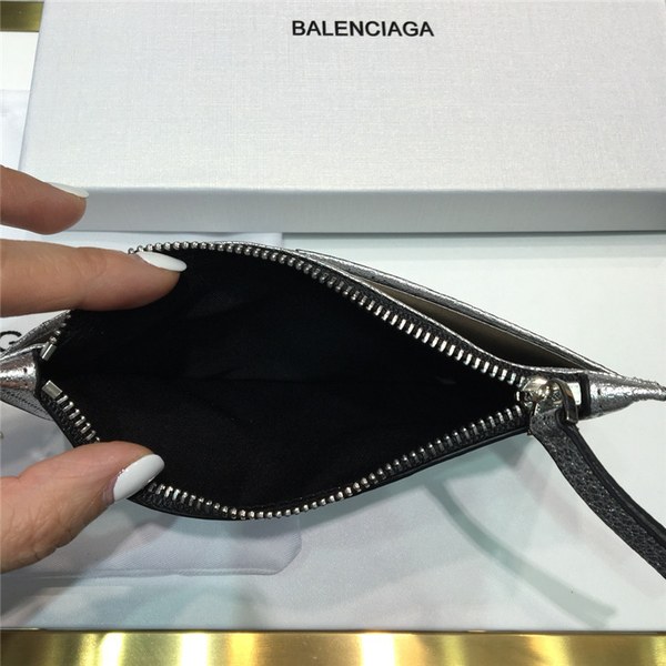 발렌시아가 롱 카드지갑 신상 B6544