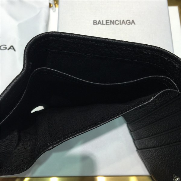 발렌시아가 지갑 신상 B6552