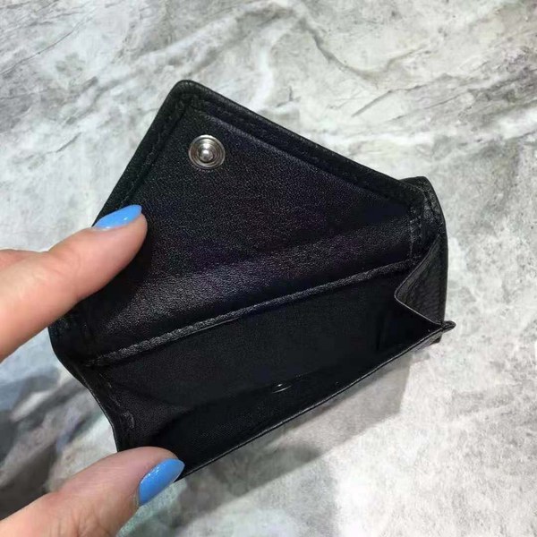 발렌시아가 지갑 신상 B2013