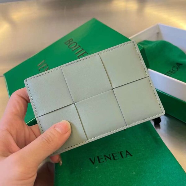 보테가베네타 2024 인트레치아토 카드 지갑