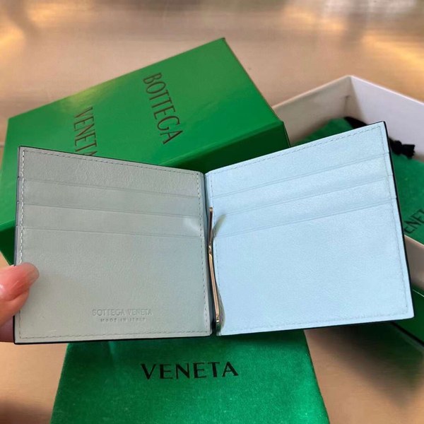 보테가베네타 2023 인트레치아토 레더 머니클립 지갑 반지갑