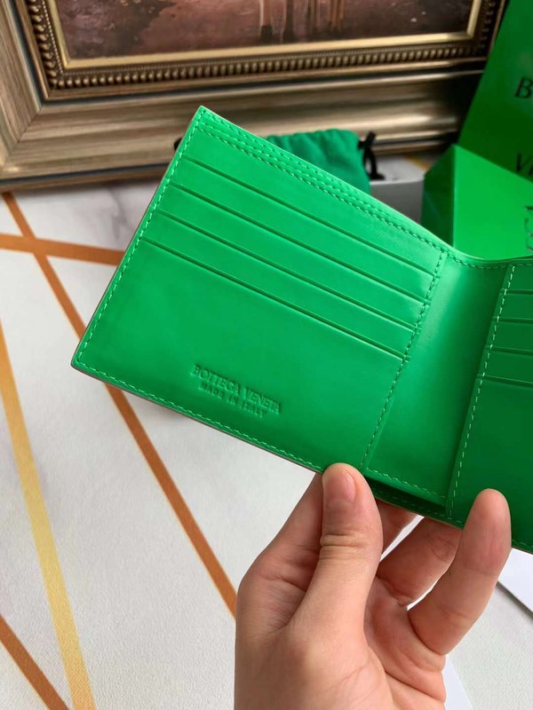 보테가베네타 2023 605721 인트레치아토 반지갑 지갑