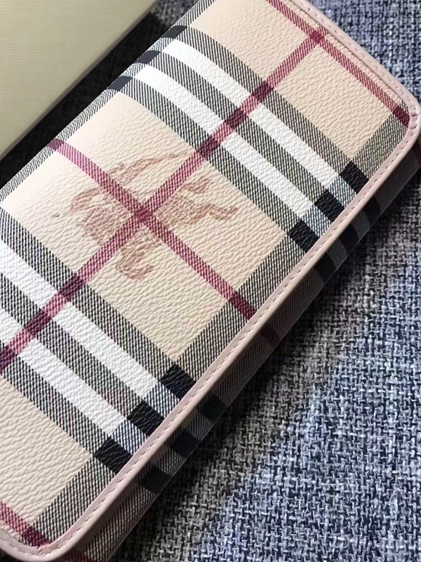 버버리 장지갑 3910 핑크