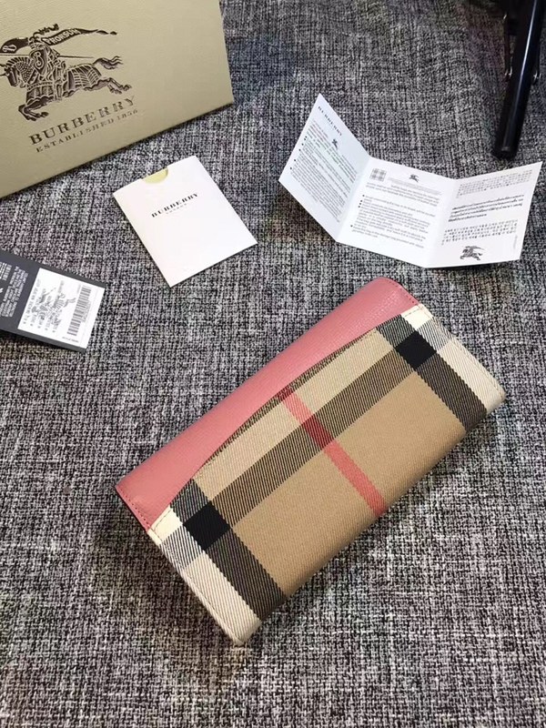 버버리 장지갑 3955506 소가죽
