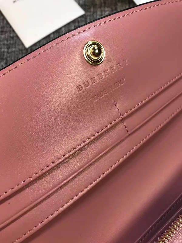 버버리 장지갑 3955506 소가죽